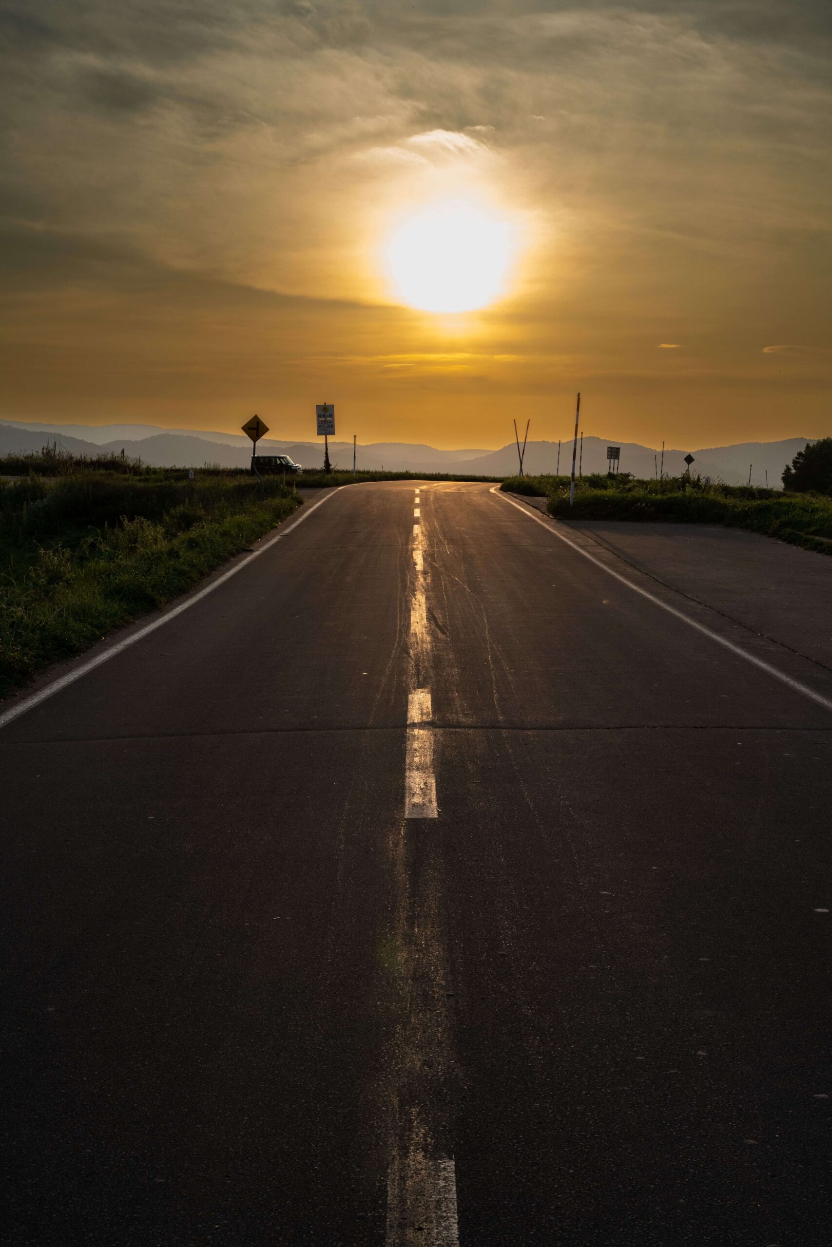 北海道の夕焼け道